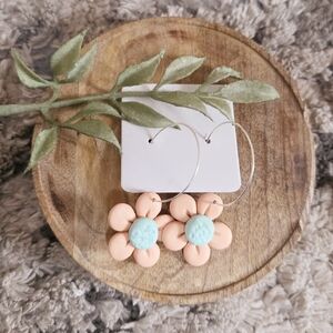 NWT Peach Flower Hoop Earrings with Mint Center/ Statement Earrings/ Boho